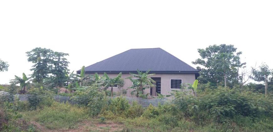 4 BEDROOM APARTMENT FORSALE @ BIBIANI LINESO, NEAR P.M. BREAD.