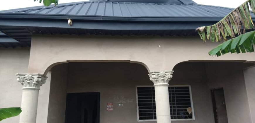 4 BEDROOM APARTMENT FORSALE @ BIBIANI LINESO, NEAR P.M. BREAD.