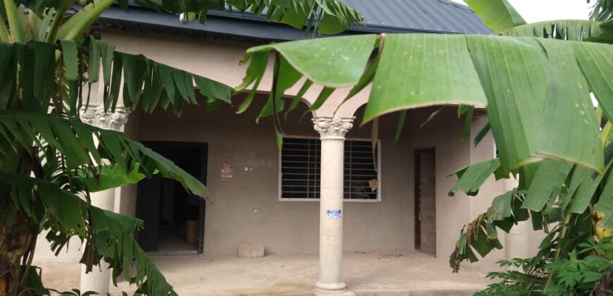 4 BEDROOM APARTMENT FORSALE @ BIBIANI LINESO, NEAR P.M. BREAD.